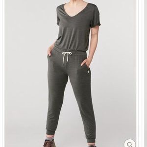 Vuori All Day Romper in Charcoal Heather